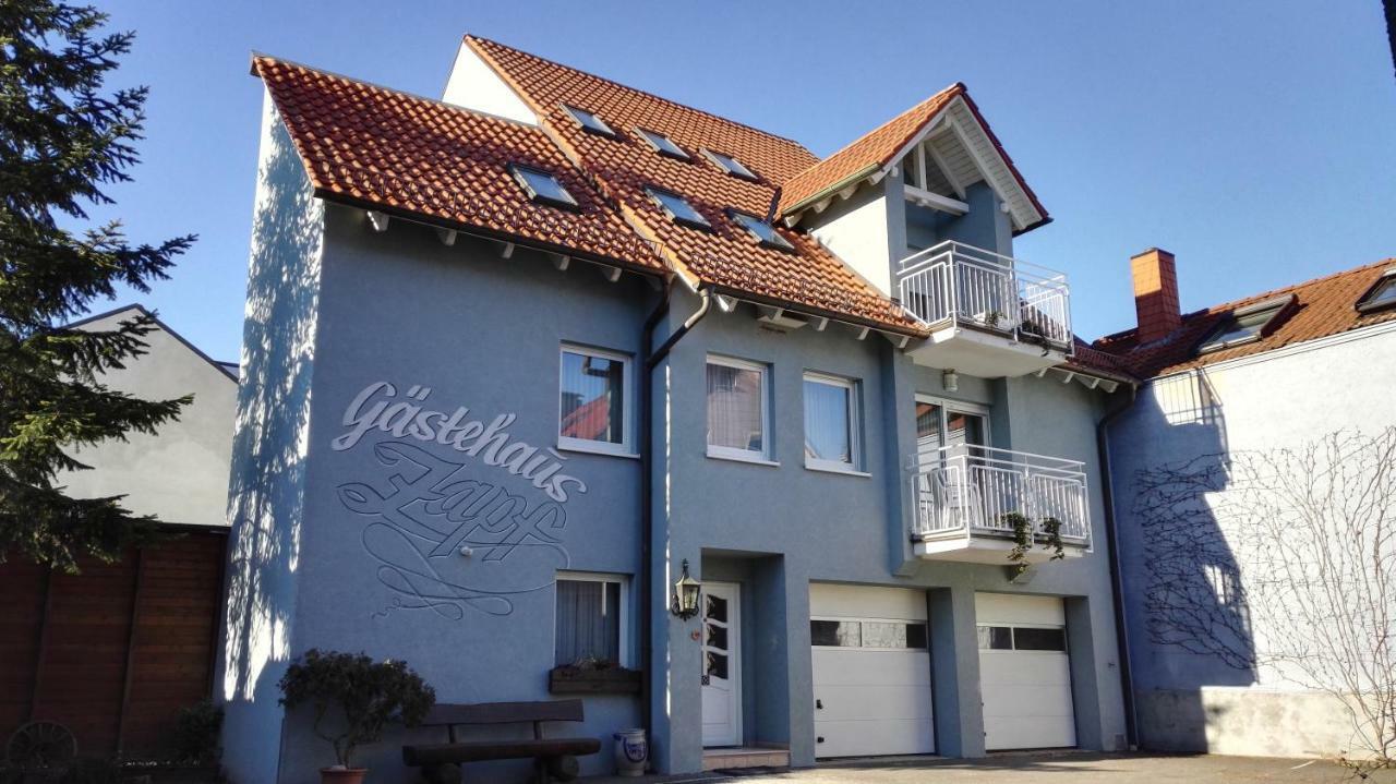 Wirtshaus & Hotel Zur Alten Brauerei Zapf Uettingen Exterior foto